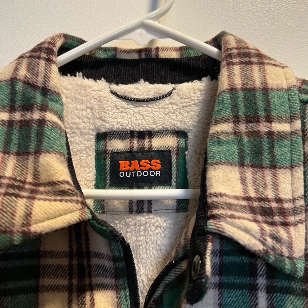 Bass Outdoor jacket Large New - Picture 2 of 8